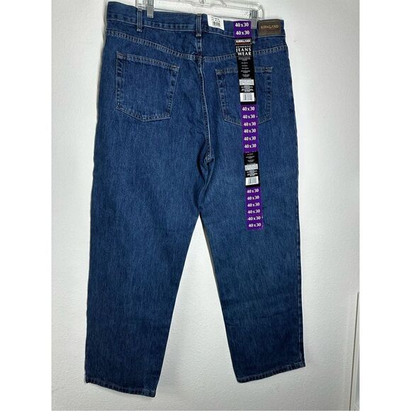 NWT Kirkland Signature Men's Relaxed Straight Leg Blue Denim Jeans Size 40 X 30 - Picture 3 of 10